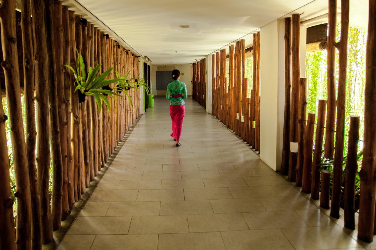 Hotel Grandmas Airport